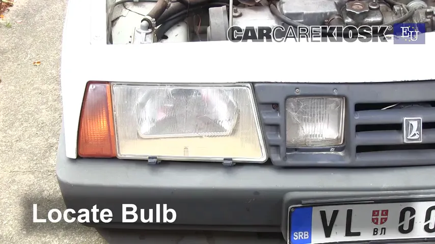 1993 Lada Samara 1300 S 1.3L 4 Cyl. Lights Highbeam (replace bulb)